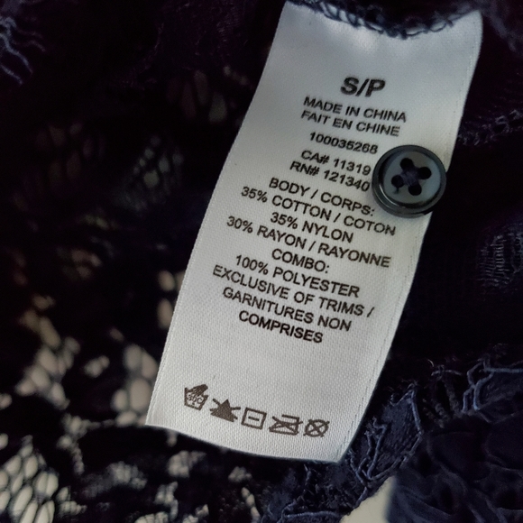 DYNAMITE | New Lace Pattern Top - Picture 3 of 3